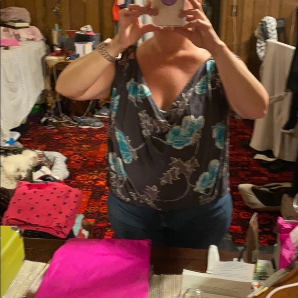 FREE PEOPLE Cold shoulder open back floral top - Picture 2 of 4